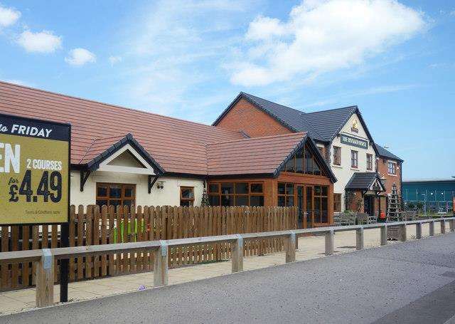 The Hooden Horse in Westwood is looking for a pub-licist (4880777)