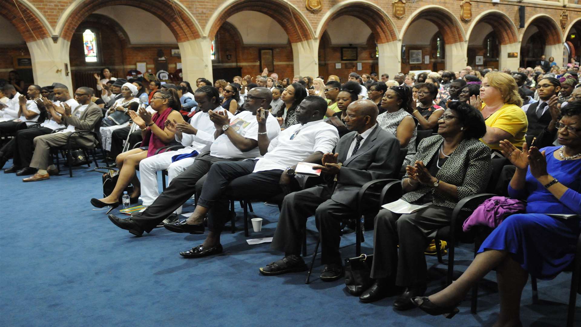 Mourners at Safiya's ceremony.