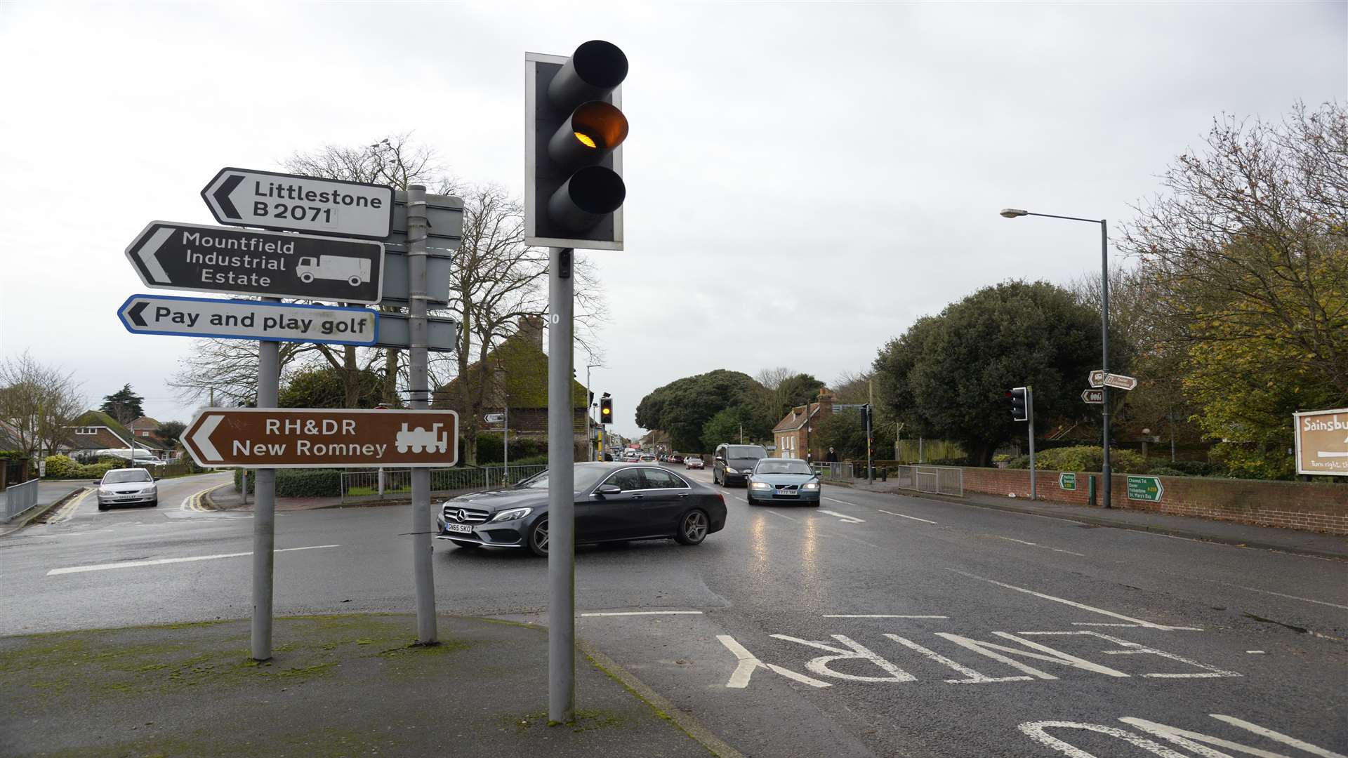 The Station Road and High Street junction at New Romney.