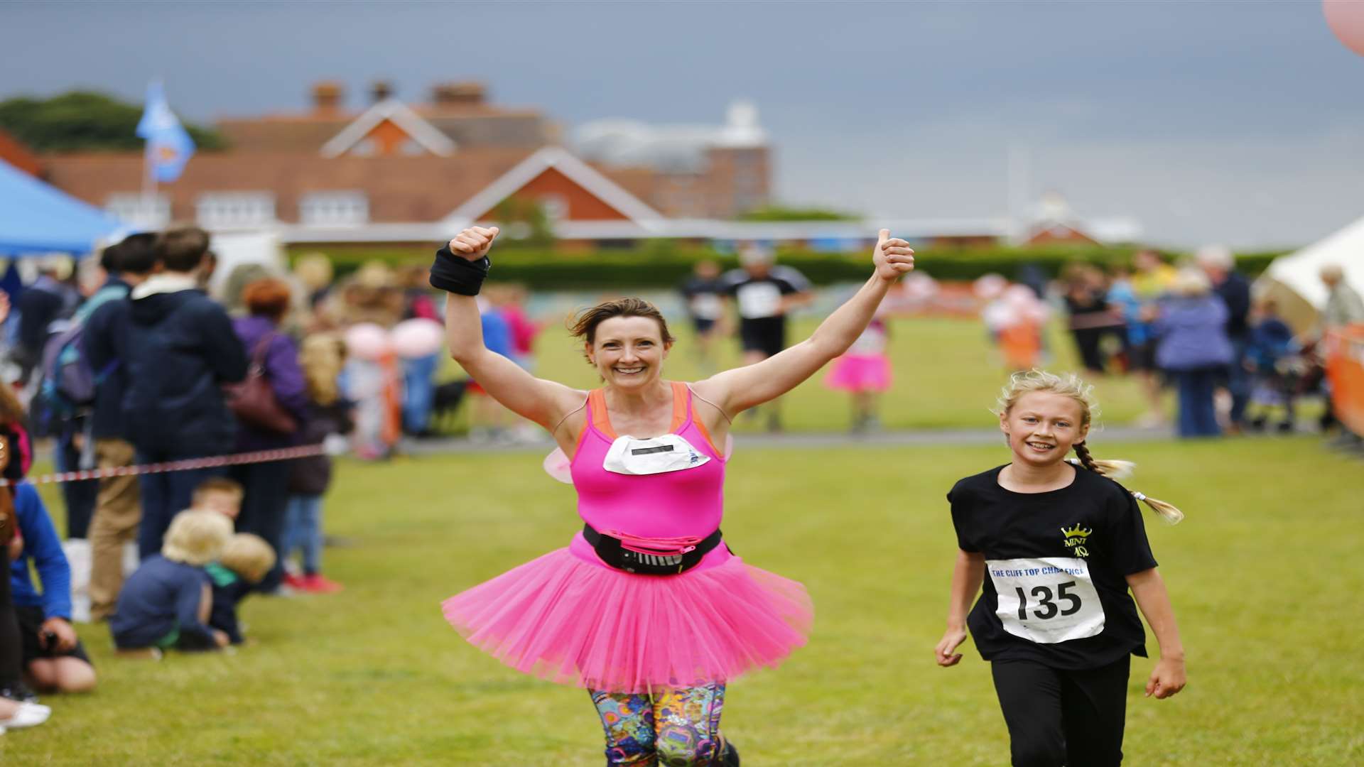 Runners taking part in the Clifftop Challenge