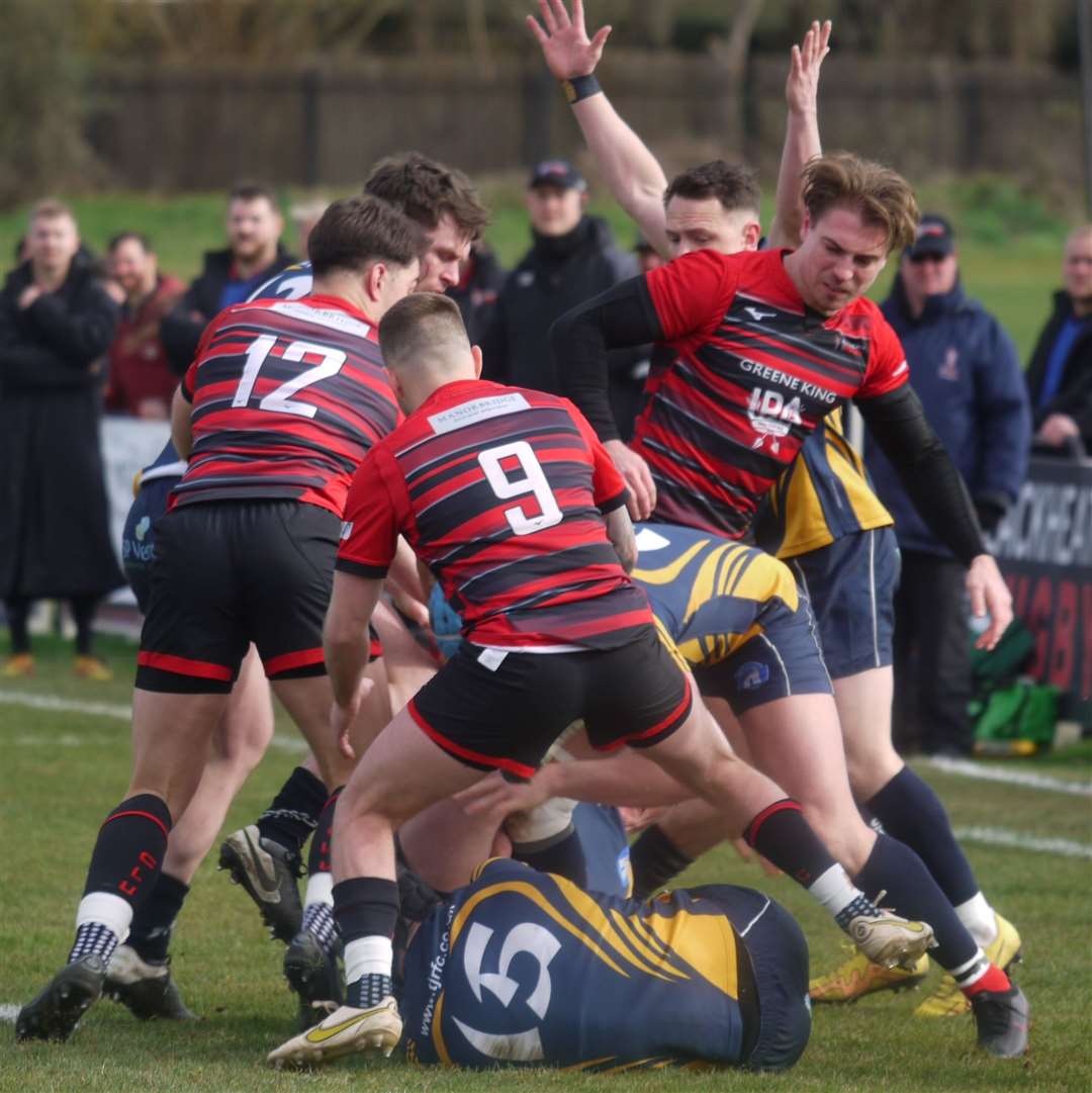 Tonbridge Juddians force Blackheath on the defensive. Picture: Adam Hookway