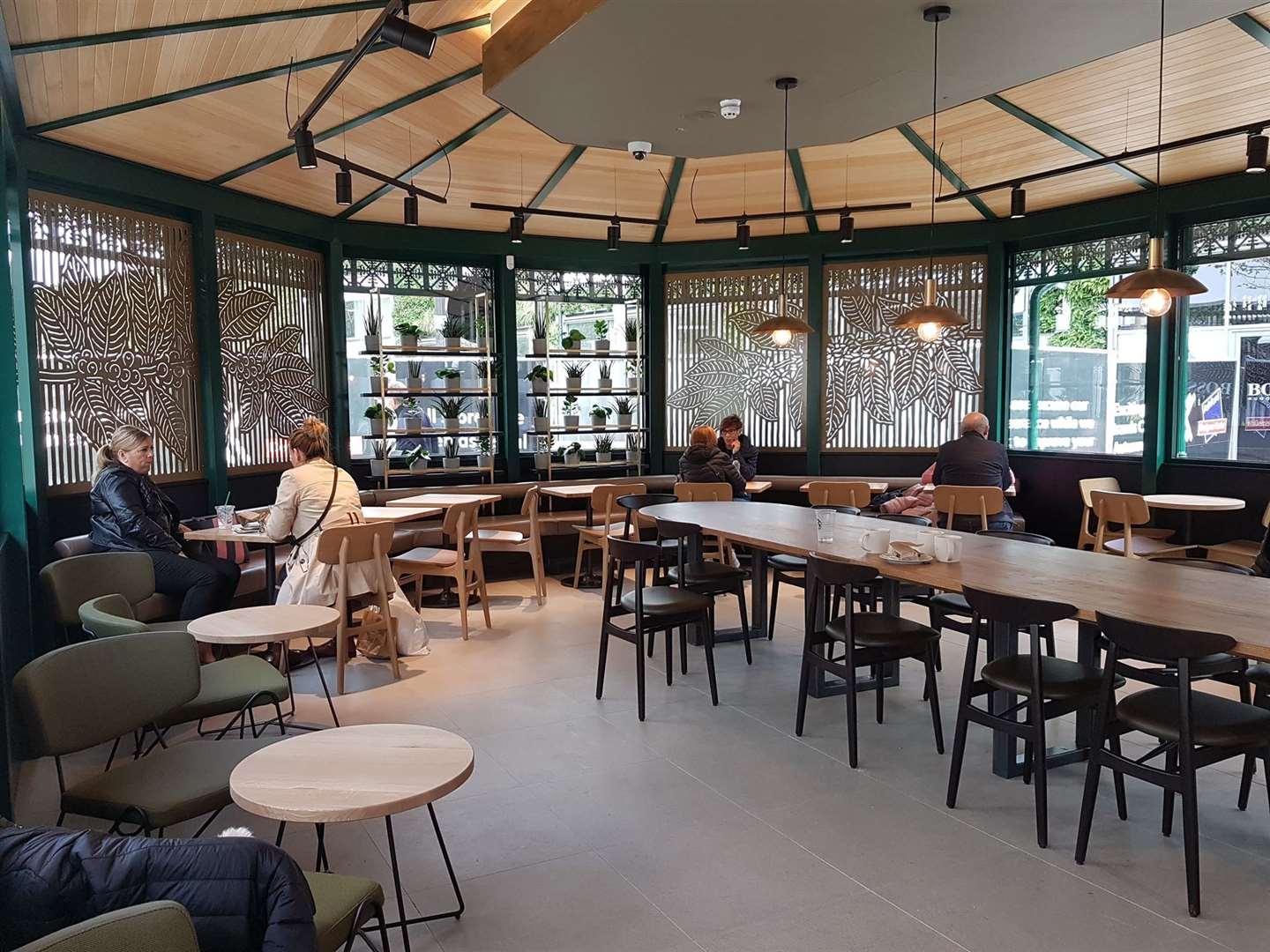 Inside the new Starbucks (18855009)