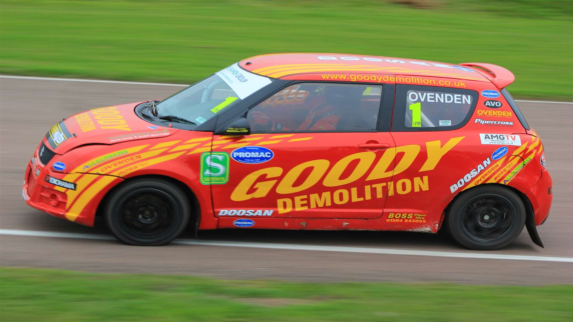 Tristan Ovenden at speed at Lydden on Easter Monday. Picture: Joe Wright