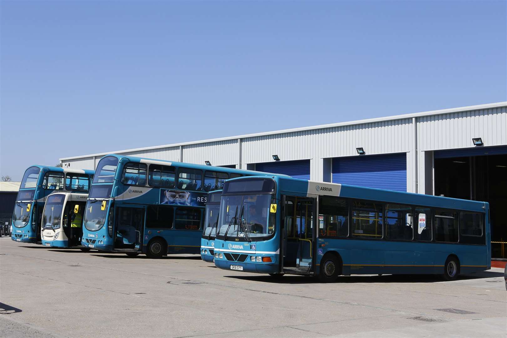 Opening of Arriva bus depot in Tunbridge Wells..New buildings..Units 10 and 11, Kingstanding way, Tunbridge Wells, TN2 3UP.Picture: Andy Jones. (32664608)