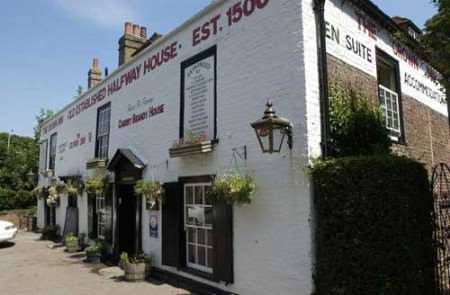 The Crown Inn was a half-way house between Canterbury and Thanet