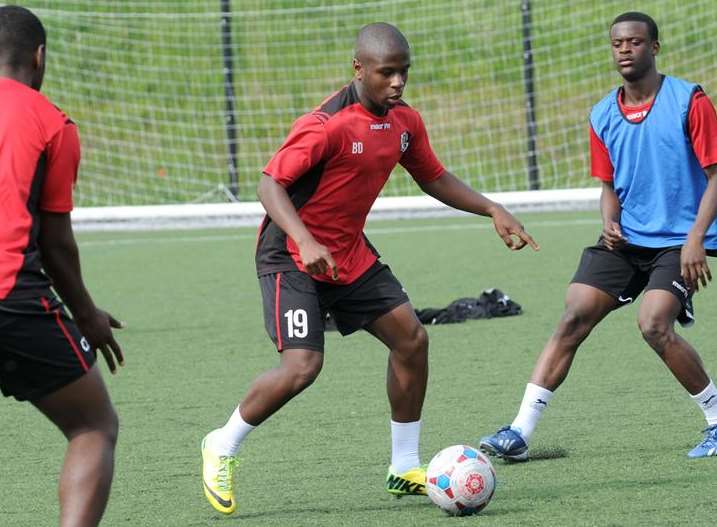 Kaka Dembele training with Dartford Picture: Simon Hildrew