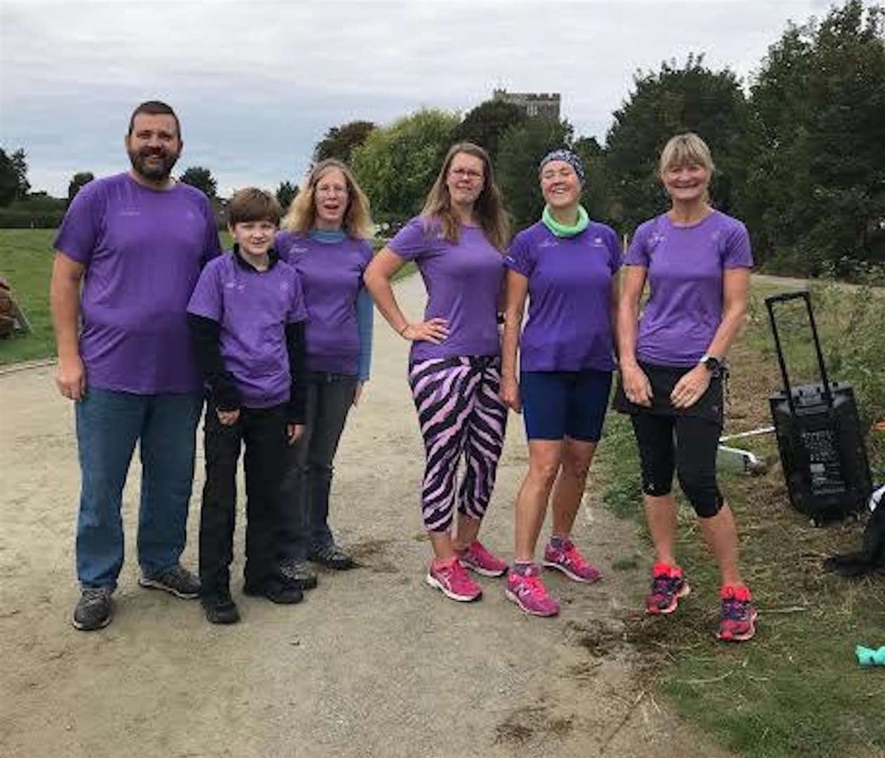 Volunteers at Sittingbourne marking 15 years of parkrun (19644585)