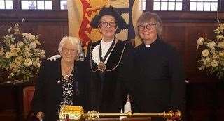 Mary Laslett pictured with fellow female mayor Veronica Liote, who held the position in 2018