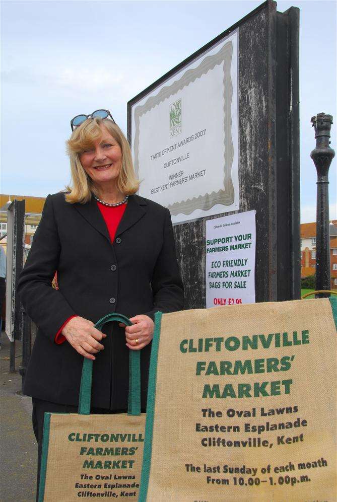 Cliftonville Farmers Market organiser June Chadband is delighted to "win back the crown" as Kent Farmers Market of The Year in the Taste of Kent Awards 2014.