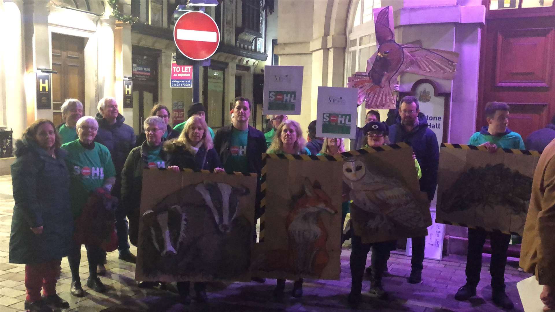 Protestors were outside Maidstone Town Hall (24618304)