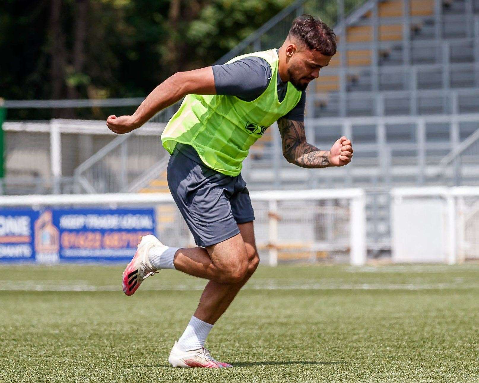 Michael Phillips gets to work at pre-season training Picture: Helen Cooper