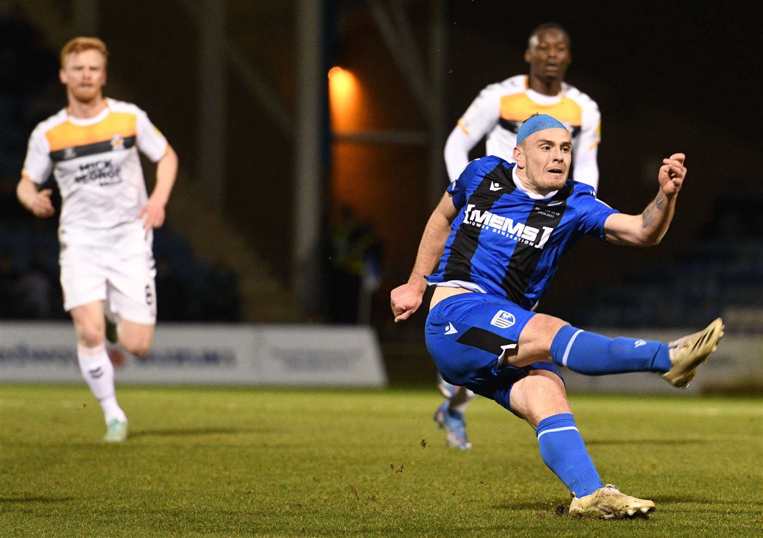 Gills' Ben Thompson gets a shot in. Picture: Barry Goodwin