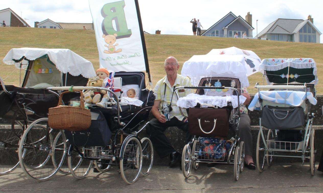 Left holding the babies on the Sheppey seafront at Minster Leas on Sunday (3206588)