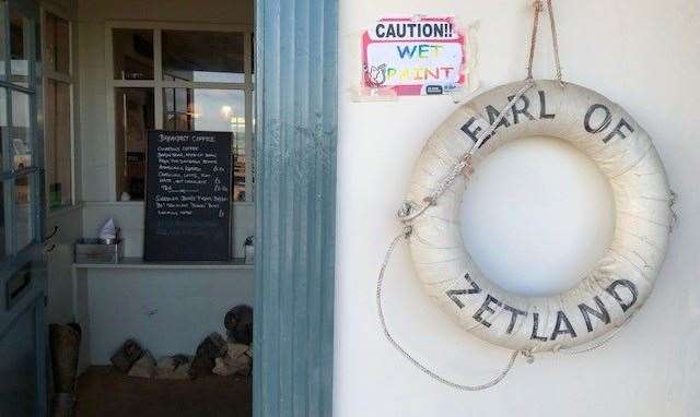 The trouble with putting up ‘wet paint’ signs is it immediately encourages people to test it – I can report the walls were dry by the time we popped in for lunch