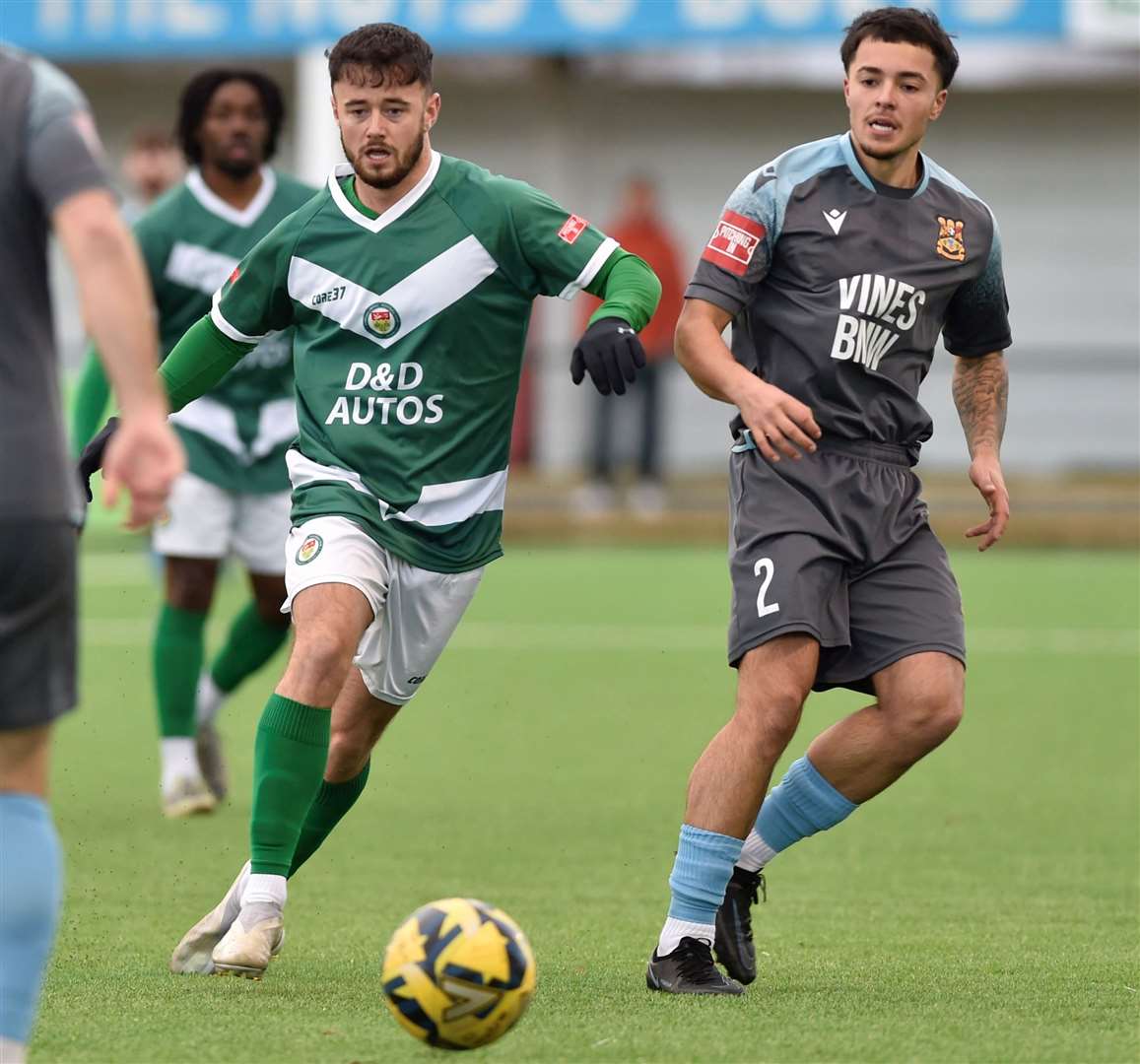 Danny Parish on the attack against Three Bridges. Picture: Ian Scammell.