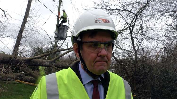 Greg Hands, Minister of State for Business, Energy and Clean Growth attended Mr Thomas's home where power was being fixed (55038877)