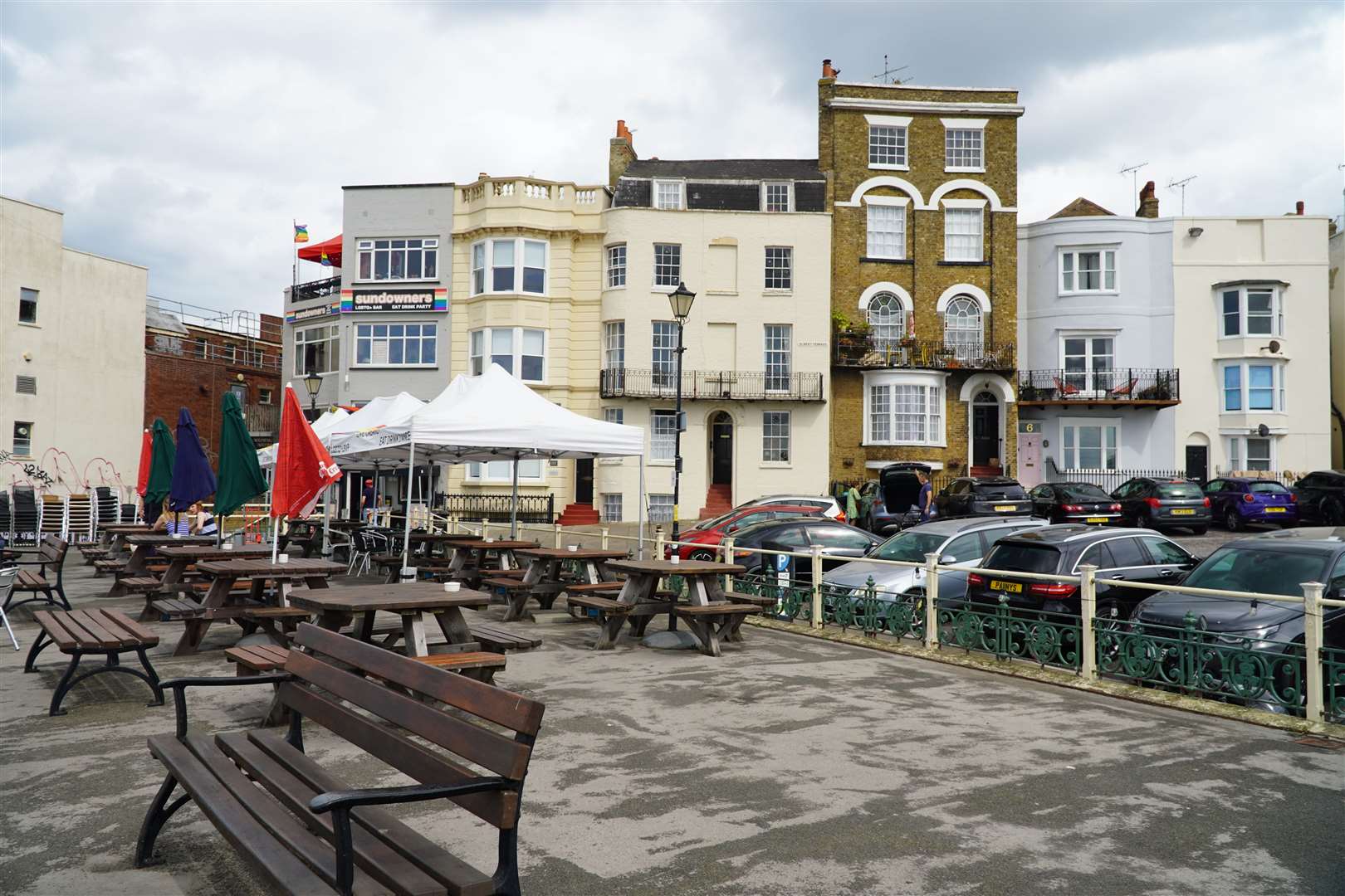 Sundowners bar on Marine drive in Margate