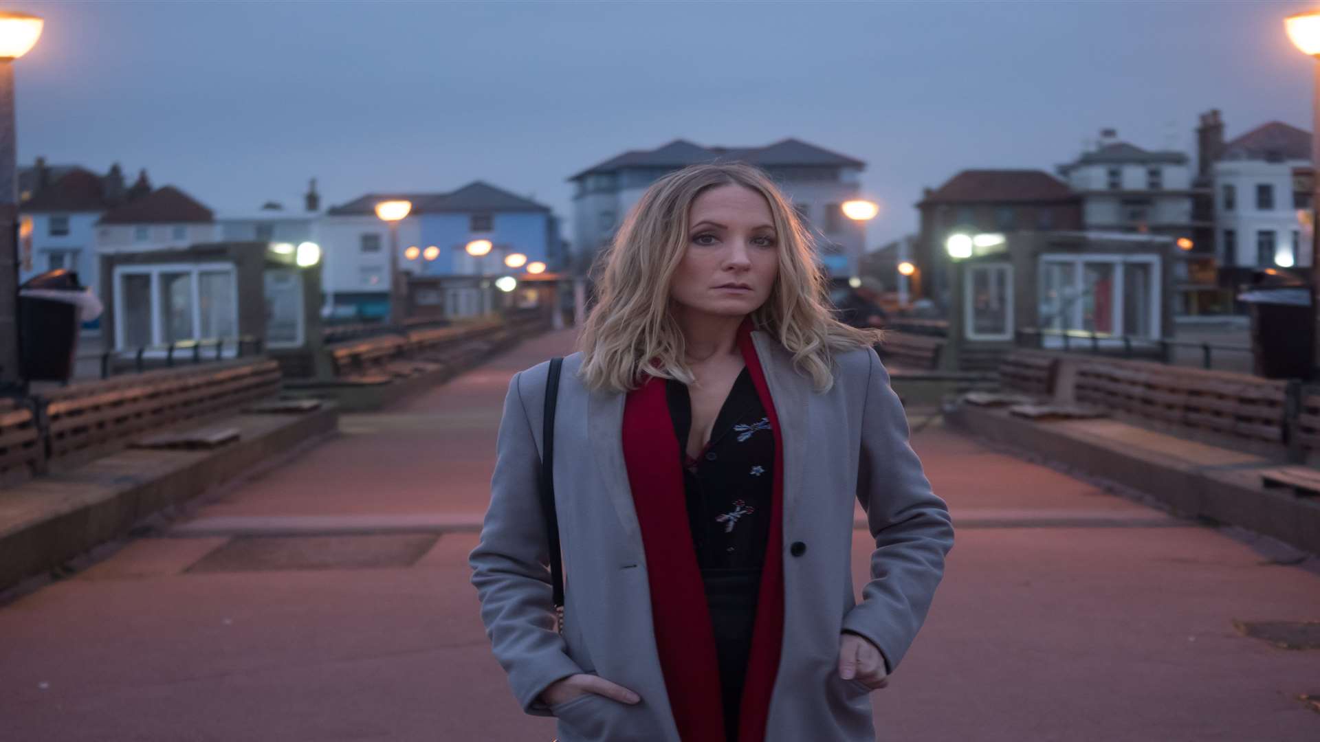 Joanne Froggatt, who plays Laura, on Deal Pier