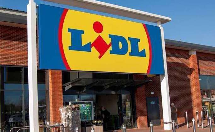 Lidl plans for a new store in Queenborough have been pushed back for a second time.