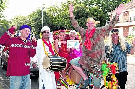 Ramsgate Tandoori's float at Ramsgate Carnival 2008