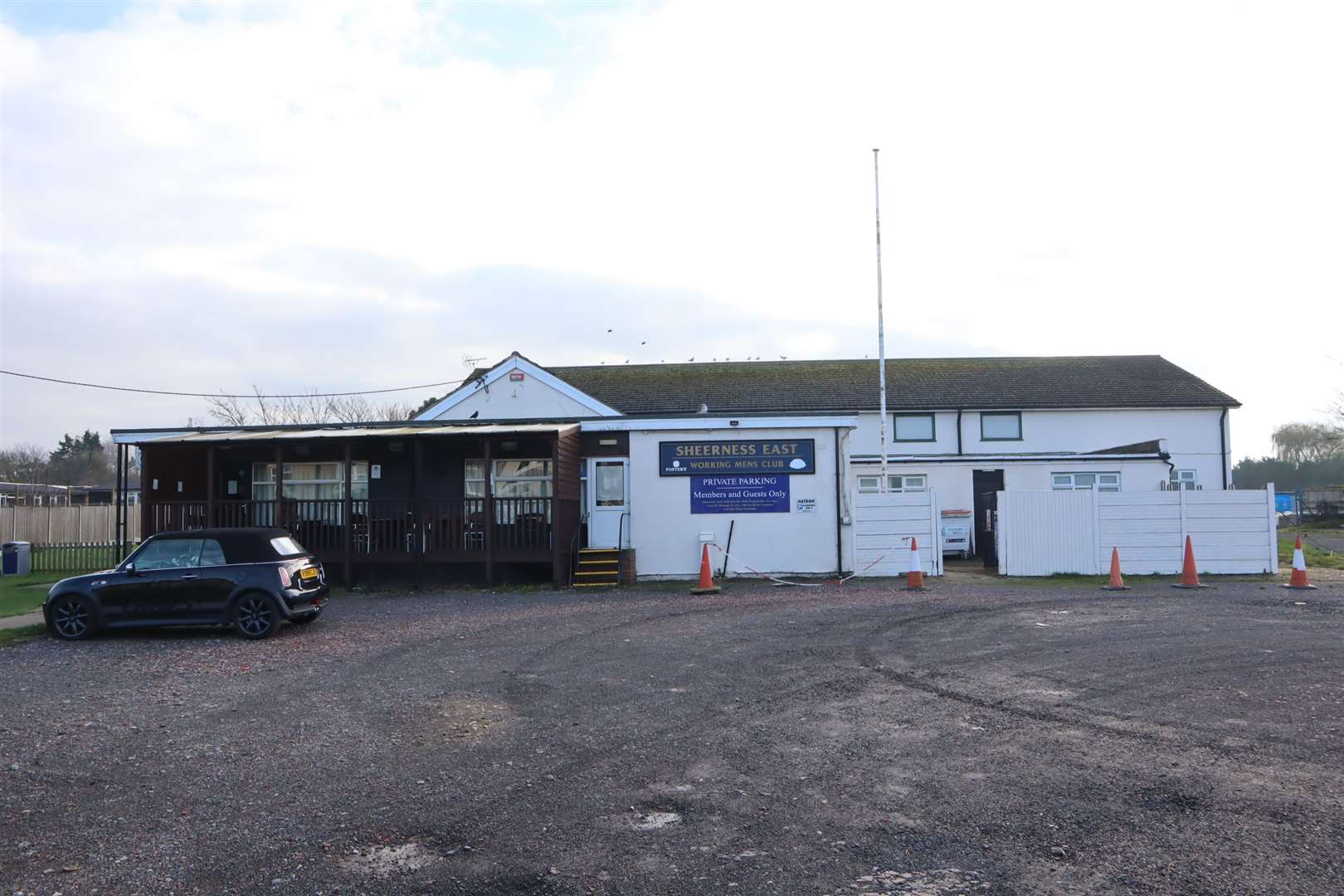 Sheerness East Working Men's Club, Queenborough Road, Halfway, Sheppey