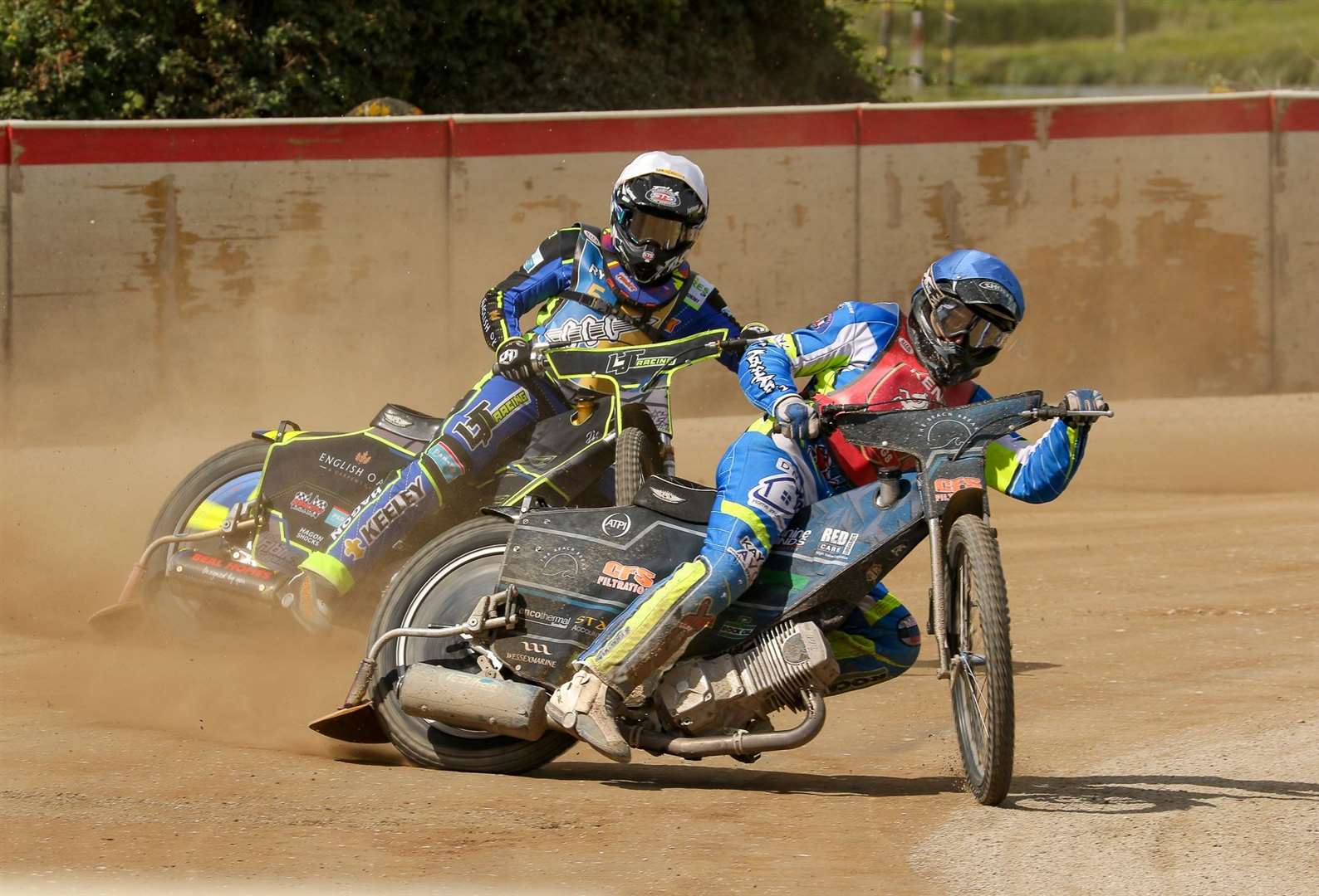 Jack Kingston and Nathan Ablitt battle for position. Picture: Niall Strudwick.