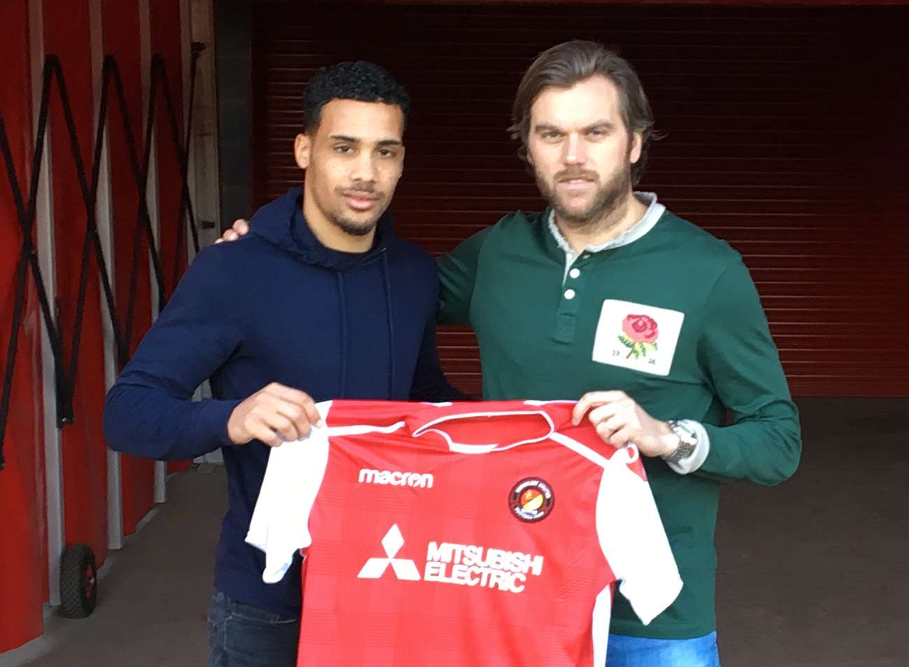 Corey Whitely with Ebbsfleet boss Daryl McMahon