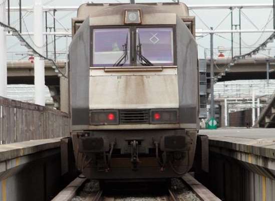 Migrants attempted to break into the Eurotunnel terminal at Calais