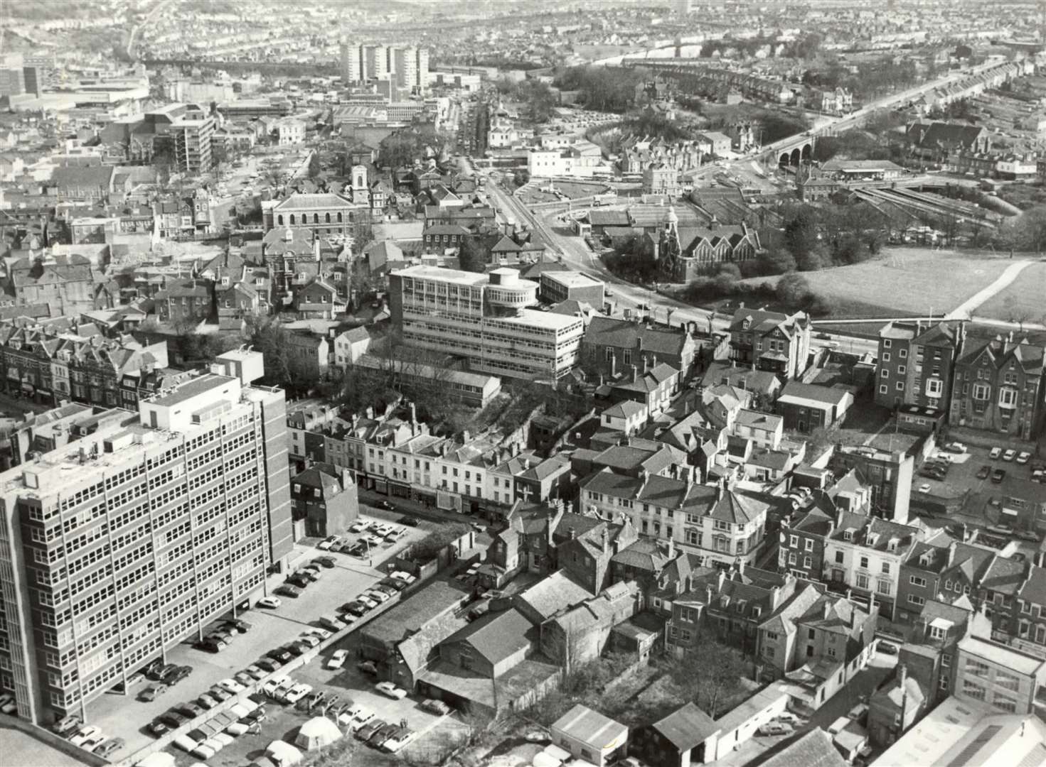 Looking towards Chatham's railway station from Anchorage House in May 1983