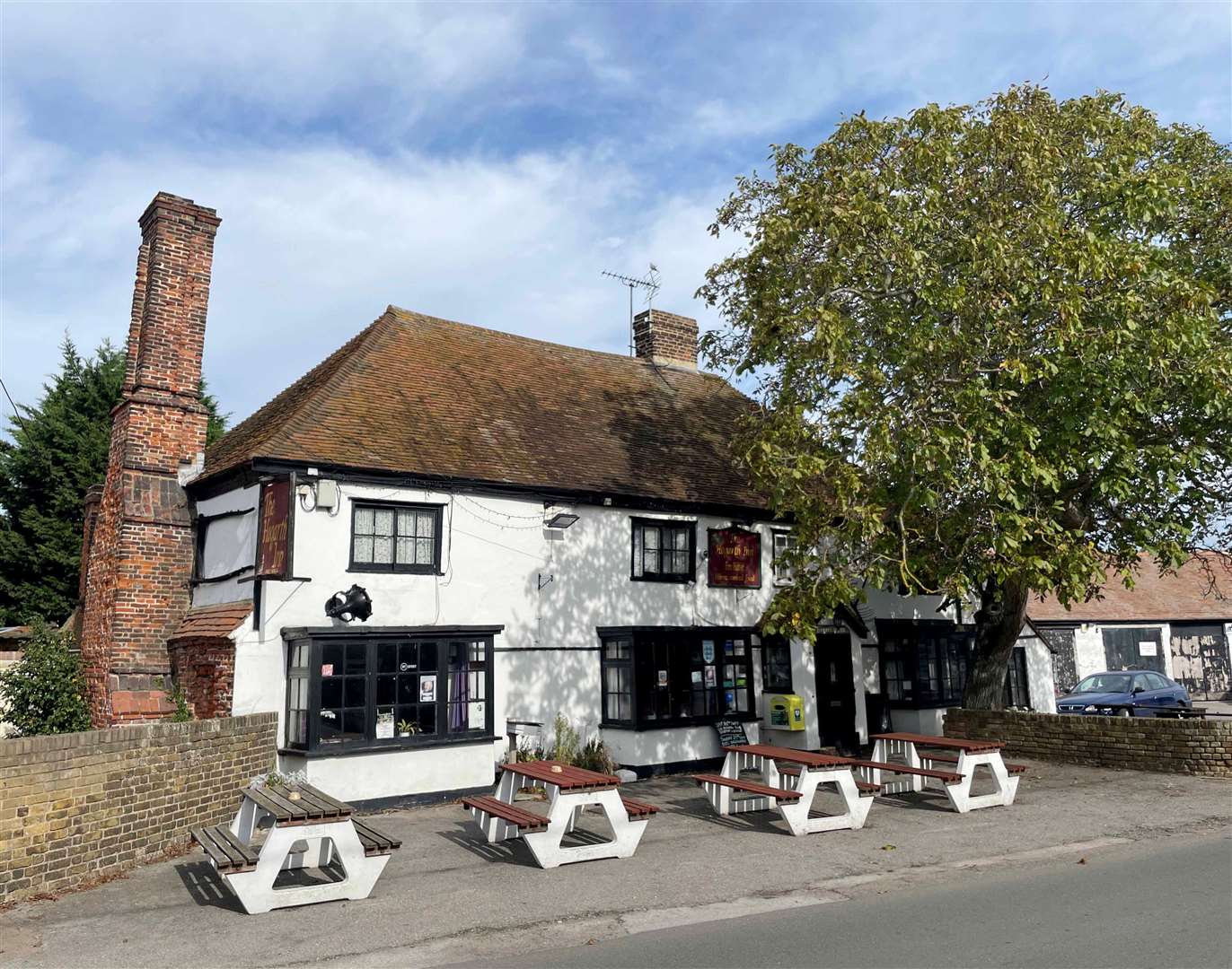 The Hogarth Inn, Grain, is to go under the hammer