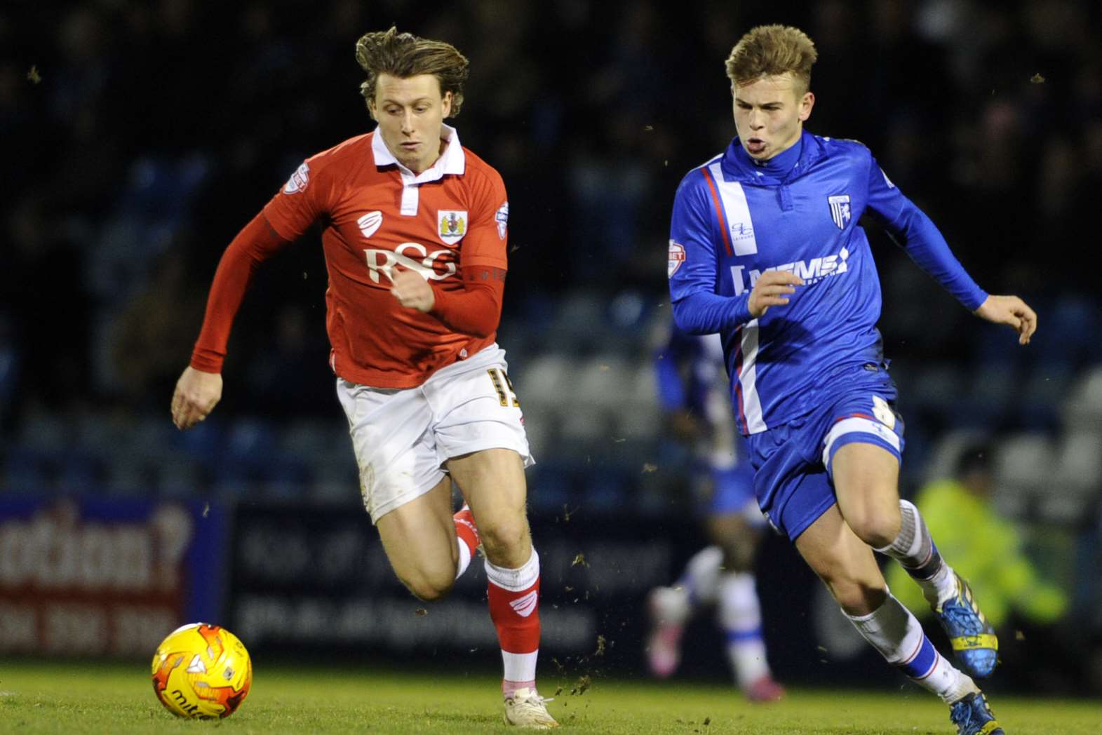 Jake Hessenthaler chases down former Gills forward Luke Freeman