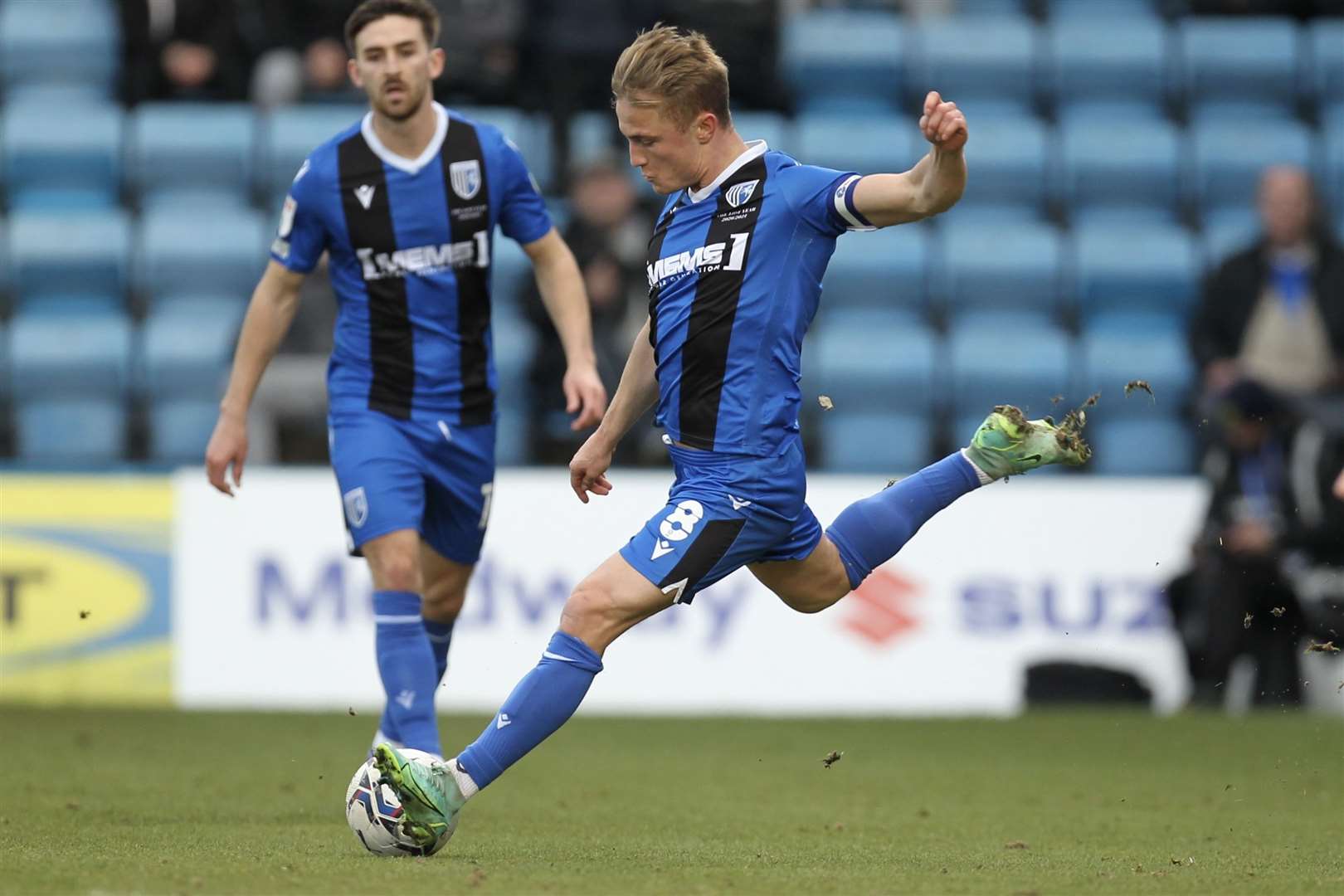 Kyle Dempsey with an early shot for the Gills before Oxford took charge Picture: KPI (54566103)