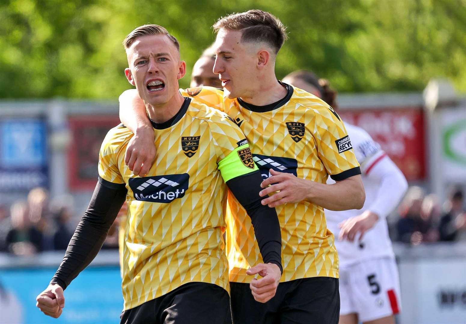 Sam Corne celebrates his penalty with Matt Rush. Picture: Helen Cooper