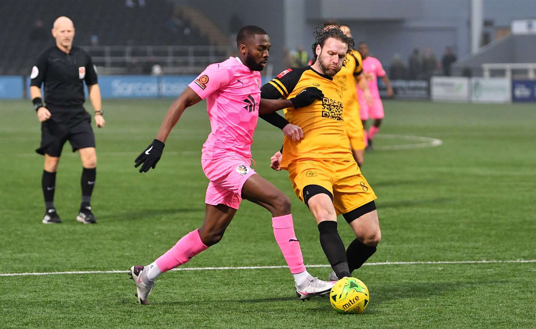 Cray Wanderers' Andy Drury thwarts Dartford's Emmanuel Sonupe on Saturday. Picture: Keith Gillard (53808642)