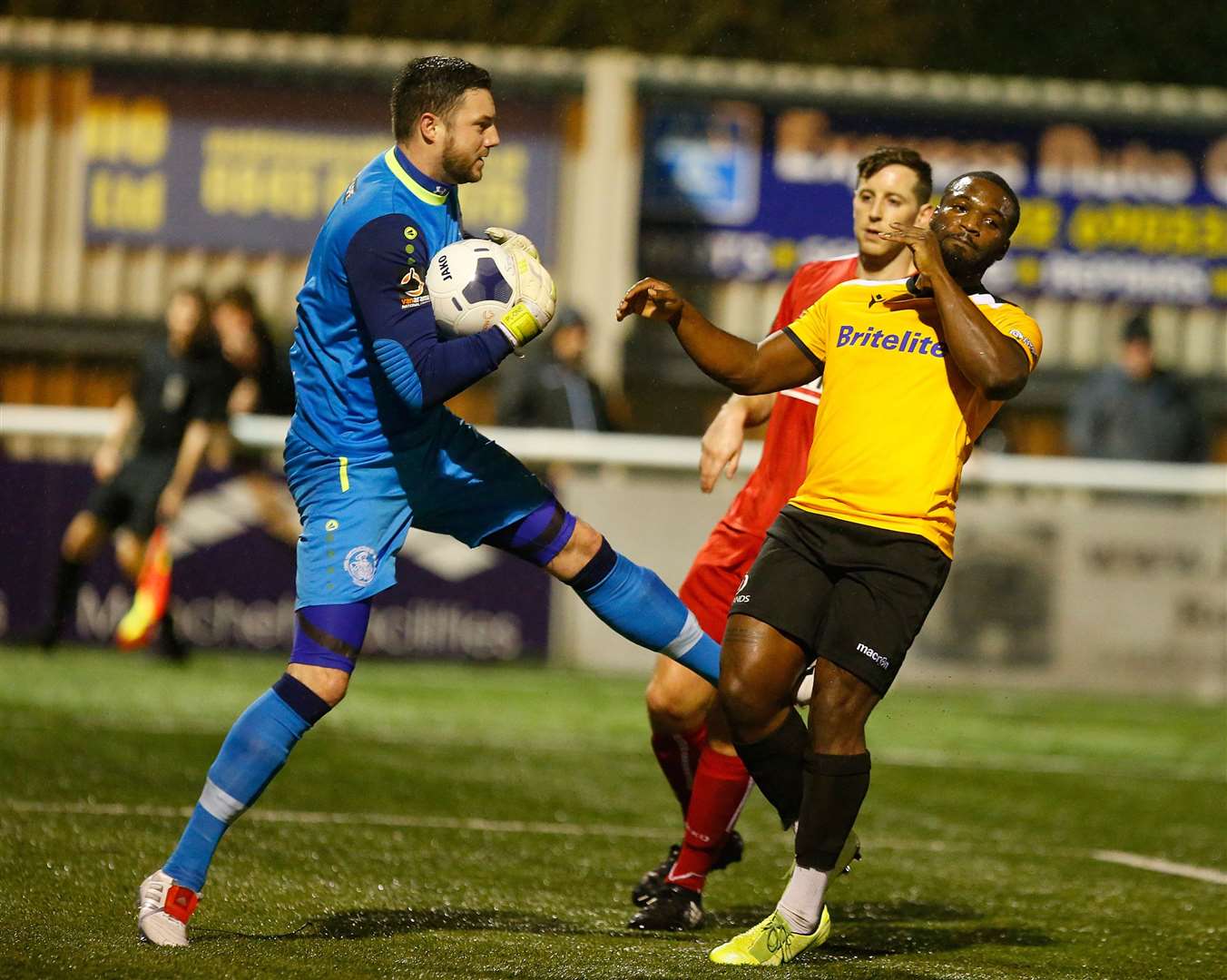 Maidstone United striker Ibby Akanbi just misses out to Hemel keeper Sam Beasant Picture: Andy Jones