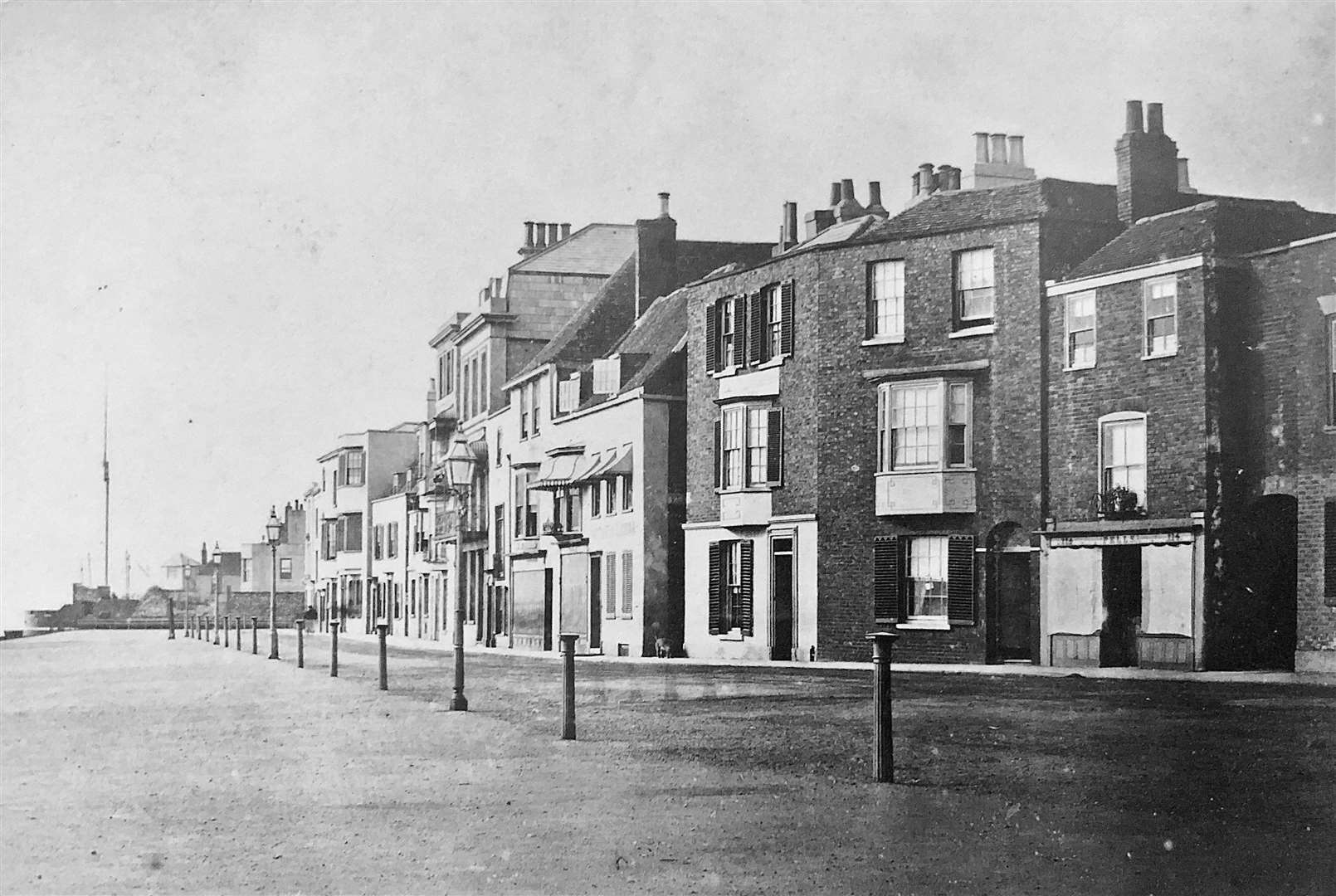 View looking south along the Pier Parade and Beach Street