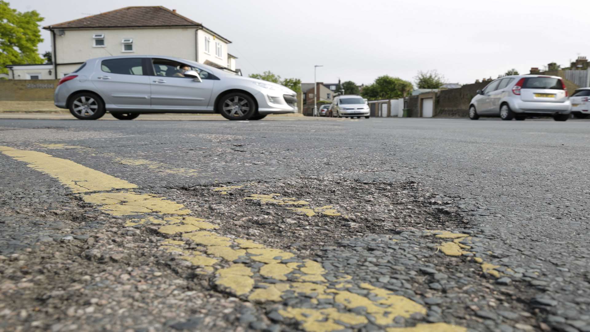 Damage to Homewood Avenue at the Ufton Lane