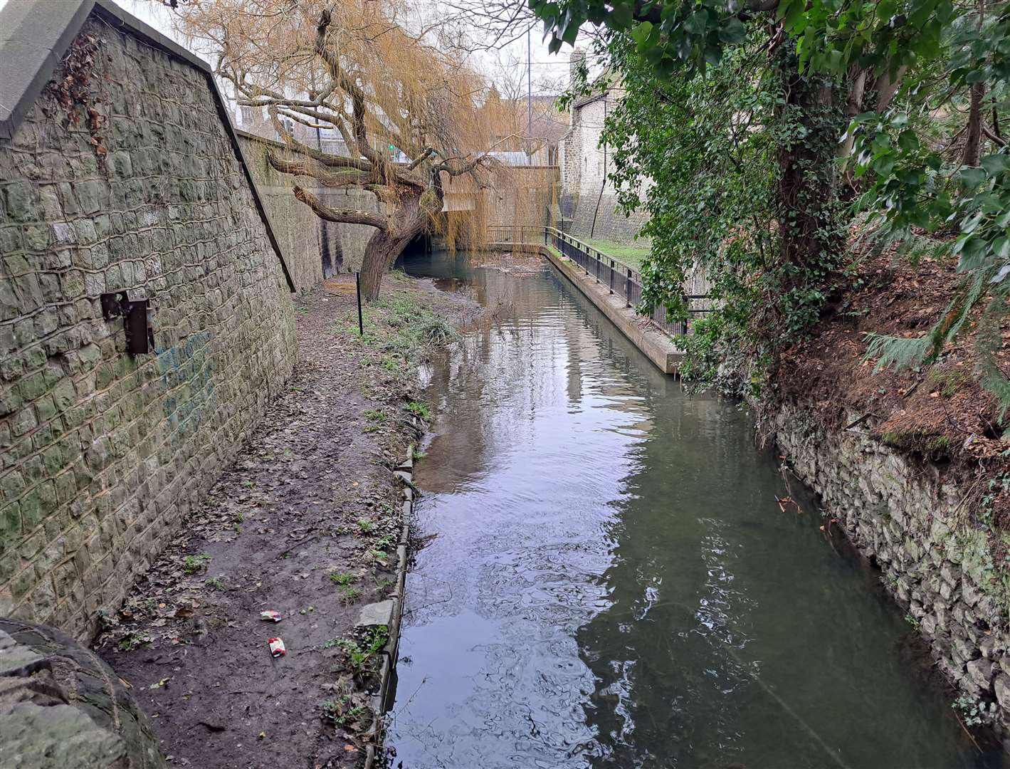 The River Len at its confluence with the Medway in Maidstone town centre