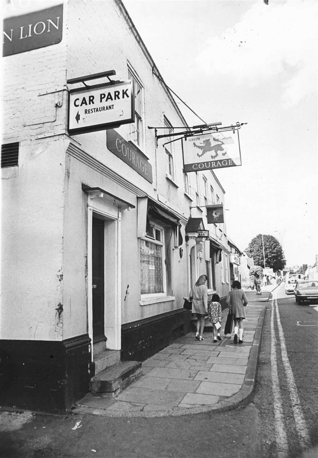 The Green Lion, Rainham, in September 1974