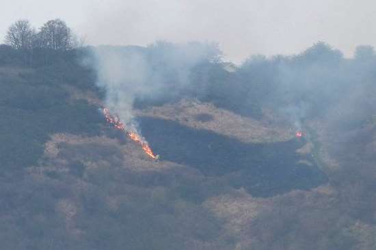 The large grass fire off Dover Hill, Folkestone. Picture: Folkestone WNBR via Twitter.