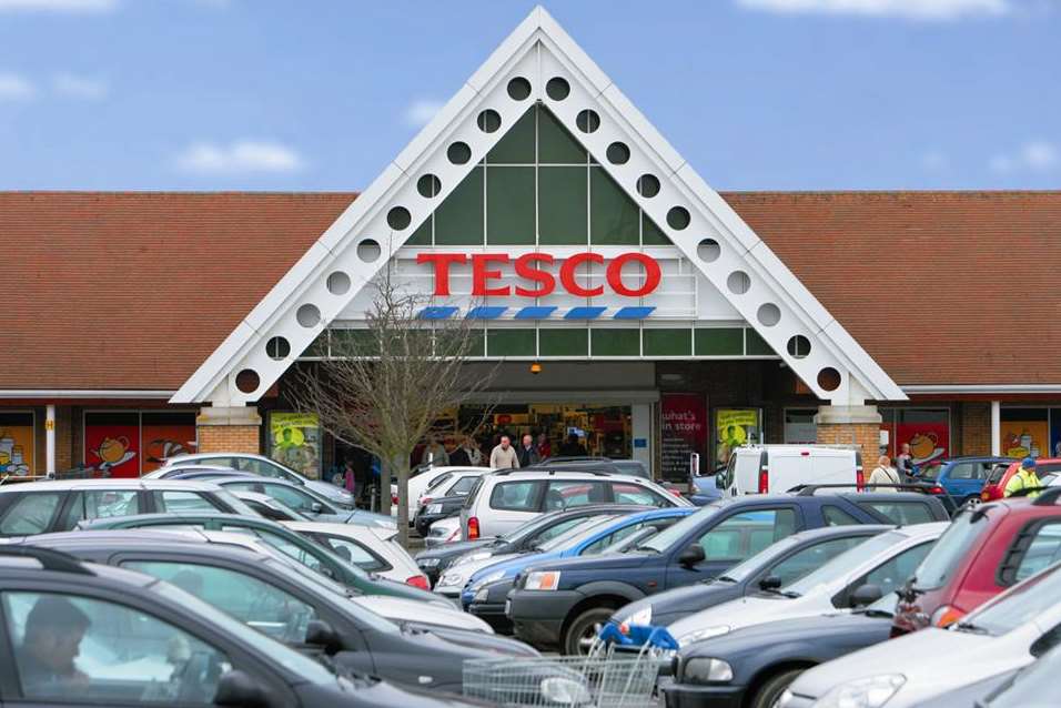 Tesco supermarket in Park Farm, Ashford