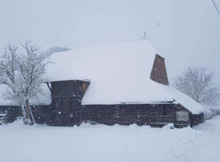 Is this Kent... or Switzerland? The countryside after heavy snowfalls