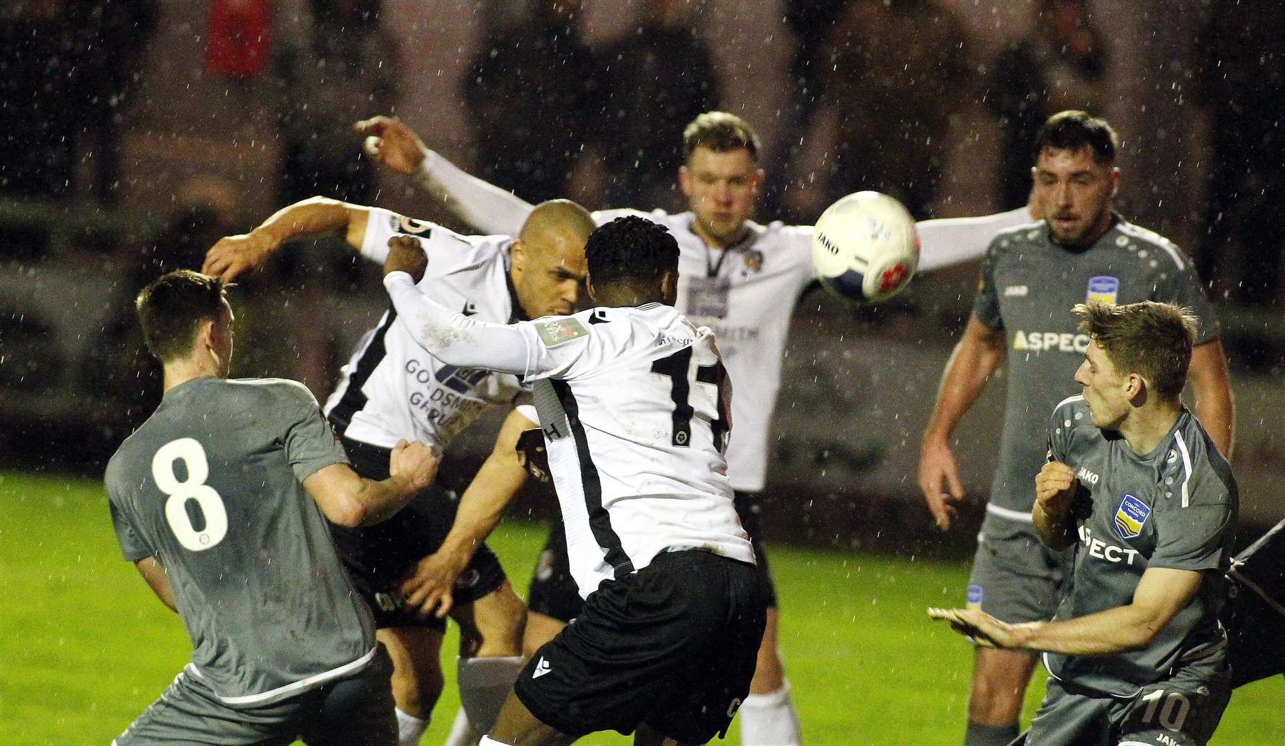 Dartford pile on the pressure late on against Concord on Saturday. Picture: Sean Aidan FM24849499