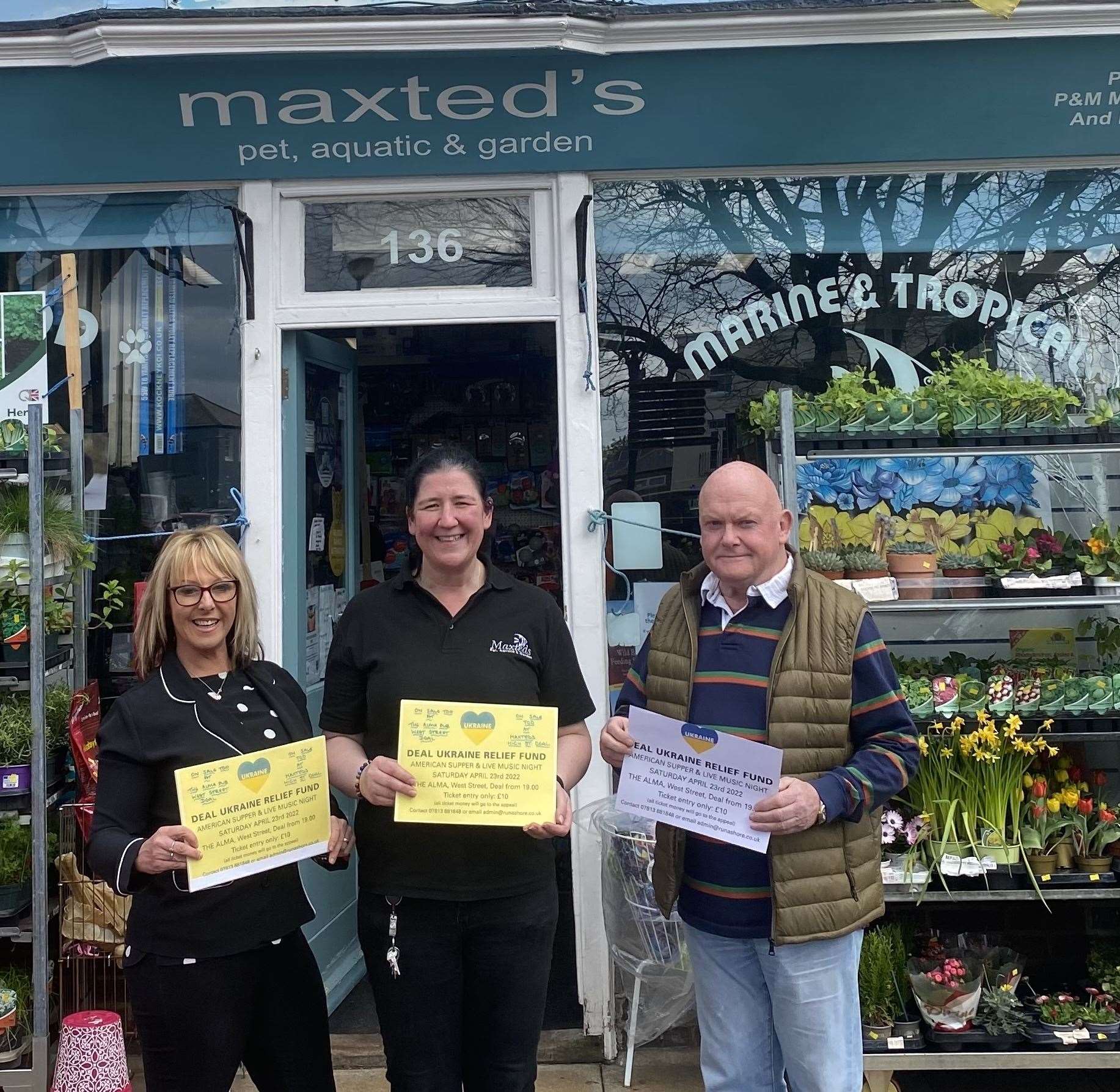 Kerry Banks BEM and Jonothan Bowles are holding an event to raise money for Deal's Ukraine Relief Fund, pictured with Donna Walker (centre) (56041924)