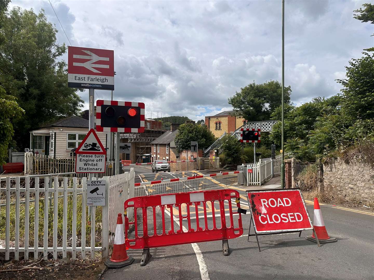 Farleigh Lane, leading to East Farleigh Bridge, is currently closed for pothole repairs