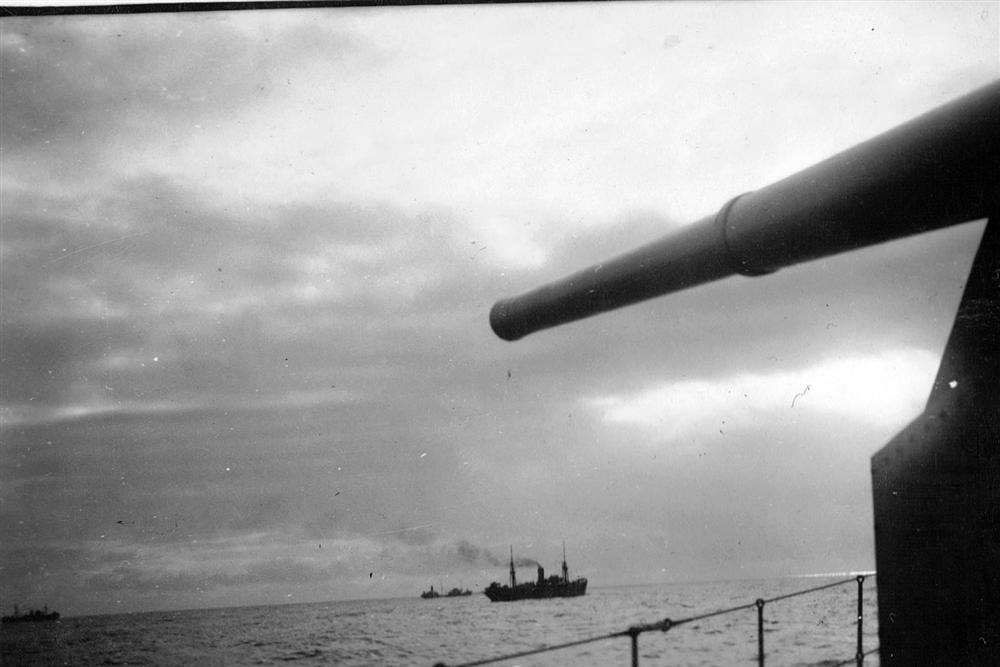 HMS Milne on arctic convoy. Copyright: John Lawrence