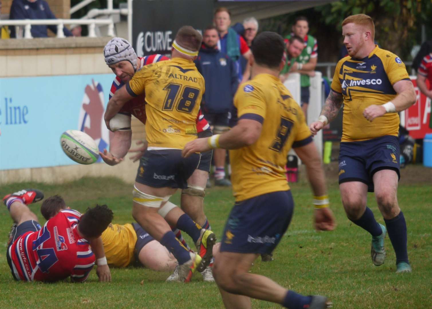 Tonbridge Juddians' Tom Chapman and Toby Freeman combine against Henley Hawks. Picture: Adam Hookway