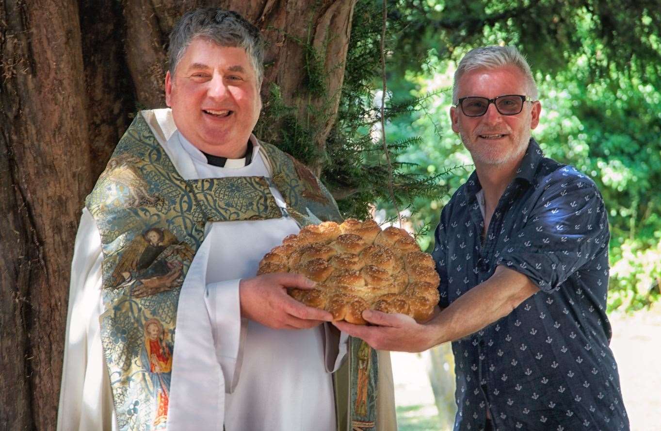 Simson Tillotson blessing the Lammas loaf, made by Mark Hubbard of Hubbard's Bakery. Pic: Gerry Atkinson