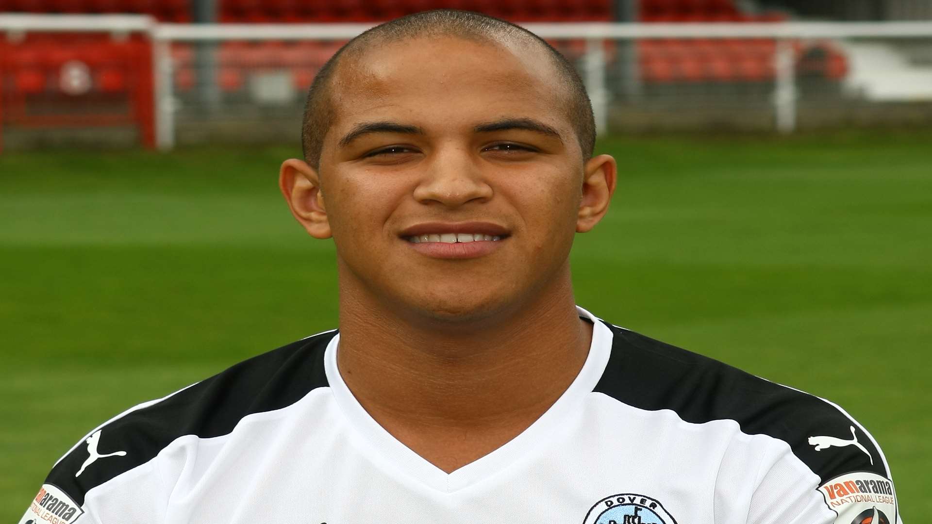 Dartford defender Tom Wynter Picture: Matt Bristow