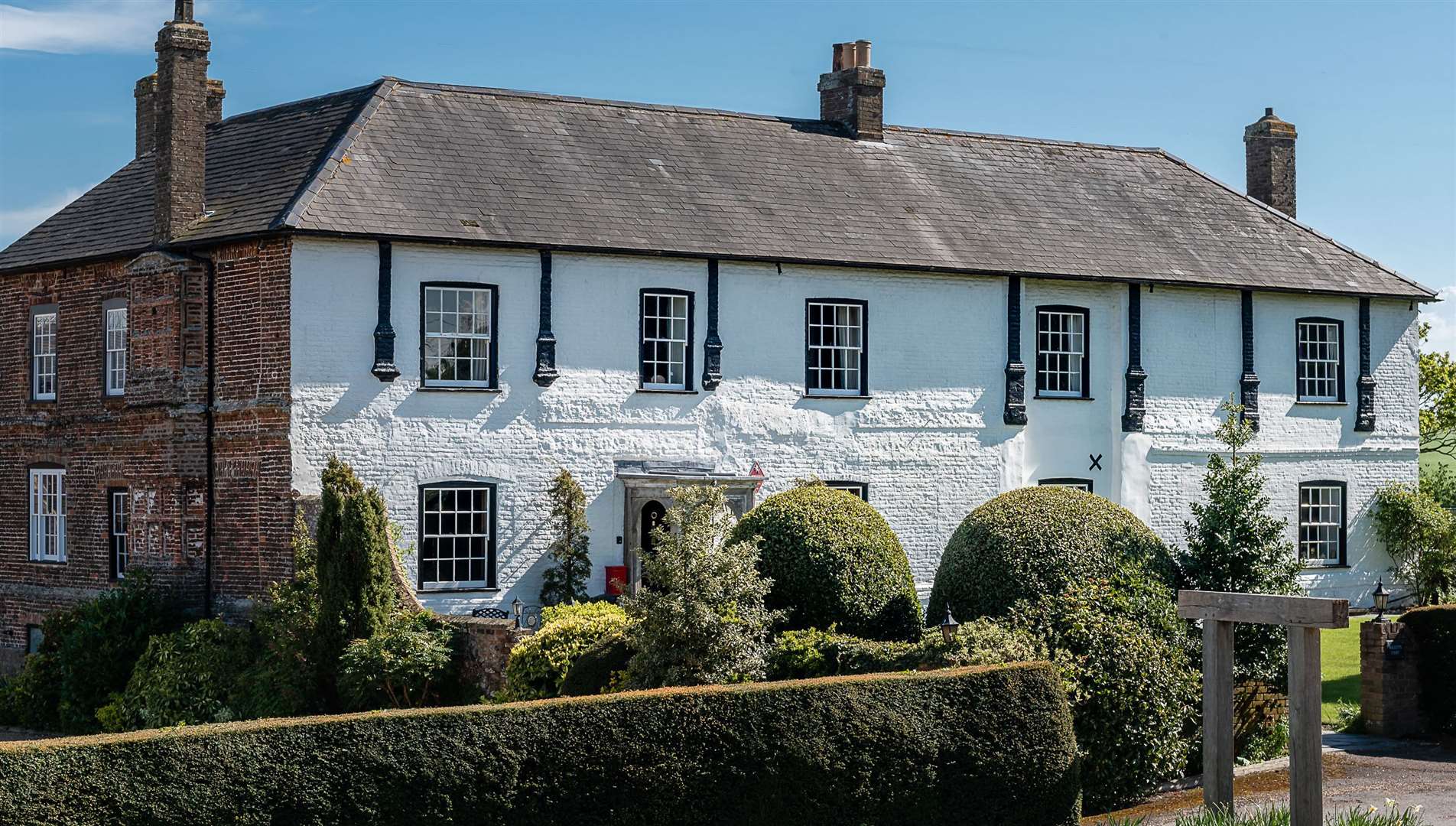 Wallett's Court is handy for St Margaret's Bay